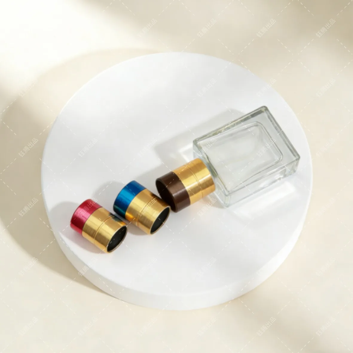 Brushed Anodized Aluminum Perfume Cap Brushed Anodized Aluminum Perfume Cap - Image 1