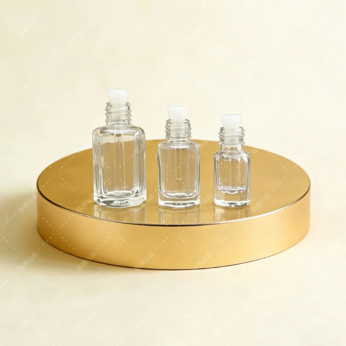 Plastic & Glass Applicator Sticks for Octagonal Bottles Plastic & Glass Applicator Sticks for Octagonal Bottles - Image 1