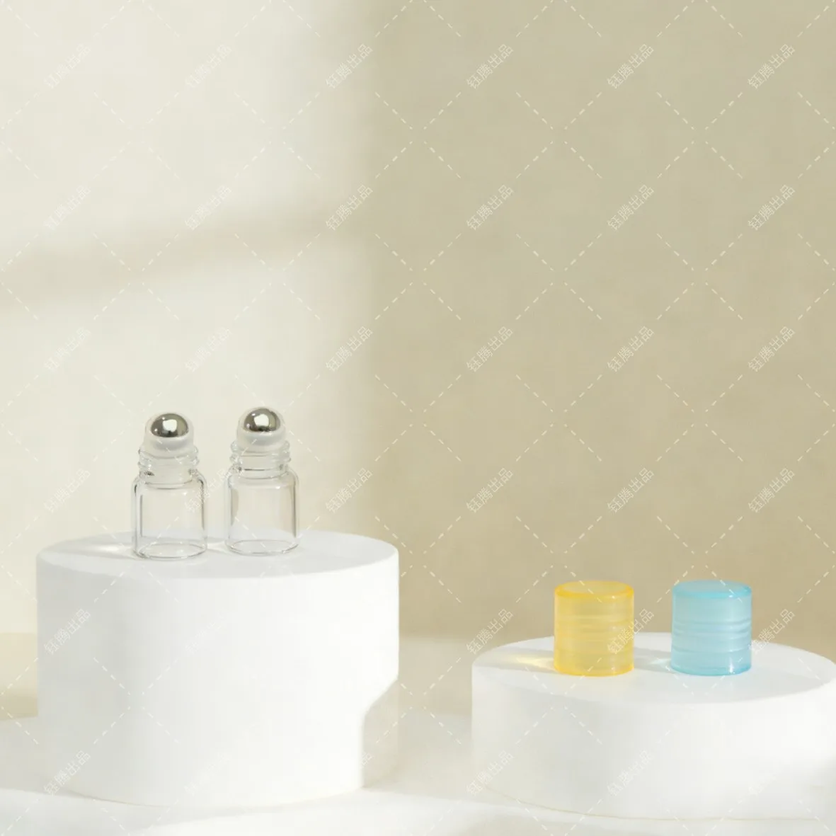 Plastic Roller Cap - Image 2 Plastic Roller Cap - Image 2